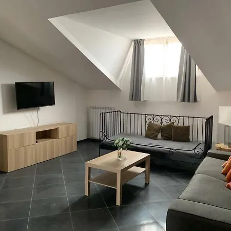 Vittoria House 2 Apartment Celano